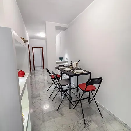 Gimma163 - Design In The Center Of Bari